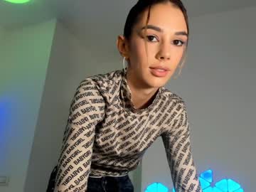girl
        hotfallingdevil cam image #403780