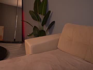 girl
        toxl cam image #4004538