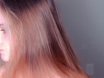 girl
        lola_jd cam image #3481481