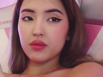 girl
        nayeonobi cam image #3959422