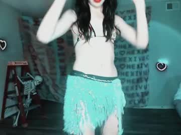 girl
        hexivu cam image #2471141