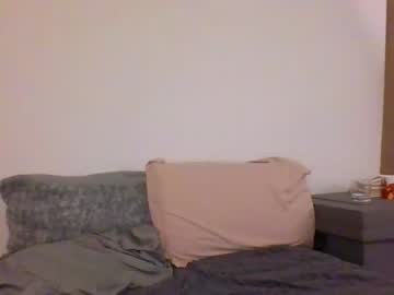 girl
        rosegold18 cam image #41105