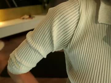 girl
        lisa_schiele cam image #6669343