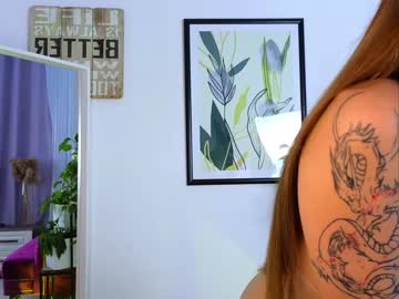 girl
        elizabeth__gray cam image #1555515