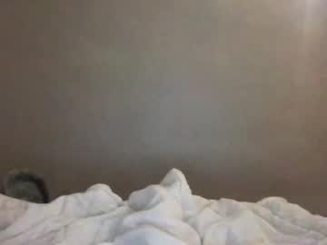 girl
        deserbee cam image #3116952
