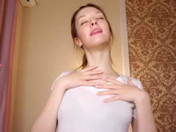 girl
        randiheart cam image #3336919