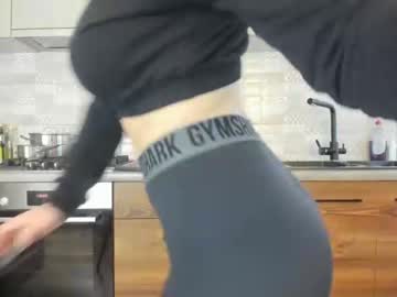 girl
        missnelly cam image #1014881