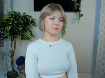 girl
        jettabayse cam image #3463751