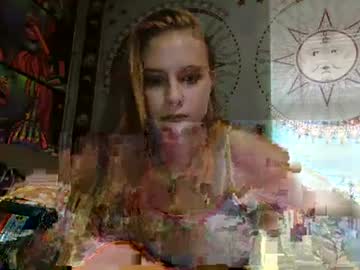 girl
        stonerbabe1313 cam image #5658088