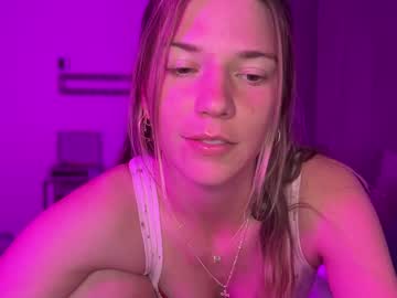 girl
        oliviahansleyy cam image #6434886