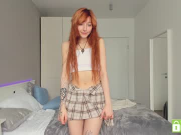 girl
        jennifer_ewans cam image #1582196
