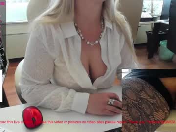 couple
        milf_viktoria cam image #1453533