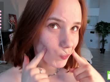 girl
        margarethowell cam image #4210724