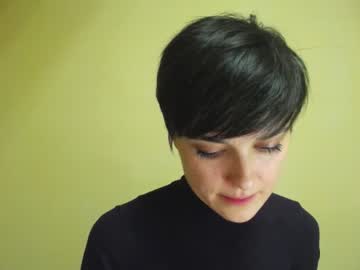 girl
        _irena_ cam image #288128