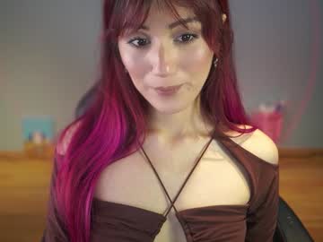 girl
        greeny_mat cam image #5075375
