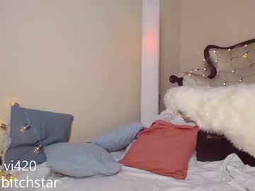 girl
        vvendy cam image #1310234
