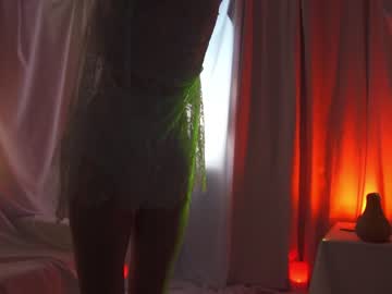 girl
        sunny_maria cam image #1637374