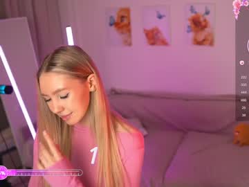 girl
        avroramy cam image #6280680