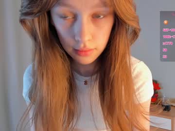 girl
        cwenhardey cam image #5862070
