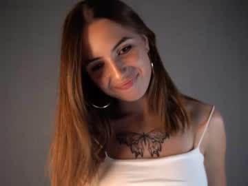 girl
        katetoday cam image #2460214