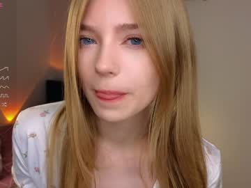 girl
        lovely_shyy cam image #5500487