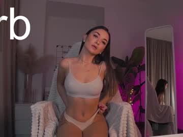 girl
        aerolady cam image #5158525