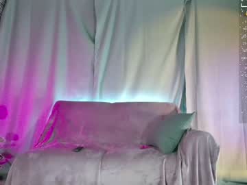 girl
        bewbimiya cam image #1897408