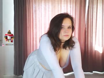 girl
        romilda_ cam image #5021885