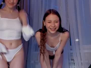 girl
        lovelydelmel cam image #3575595
