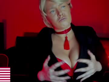girl
        rachelklark cam image #5419321