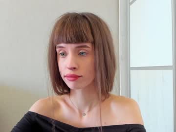 girl
        flowerofsin2001 cam image #1582315