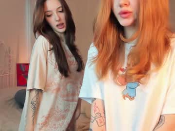 girl
        jerkoffstation cam image #965040