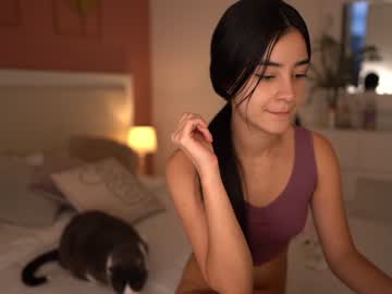 girl
        winona__ cam image #4078087