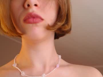 girl
        surprise_girl69_ cam image #4349220