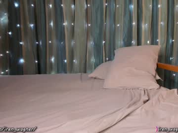 girl
        iren_wagner cam image #3904606
