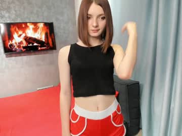 girl
        lydiakayleigh cam image #2533420
