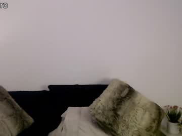 girl
        dronae cam image #1802493