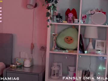 girl
        mia_milagros cam image #193593