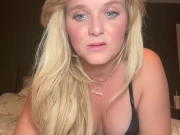 girl
        booksnlooksgirl cam image #5099656