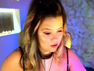 girl
        sherbru cam image #4689453