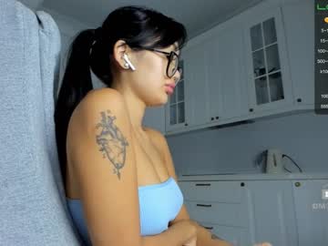 girl
        miyong_7 cam image #361290