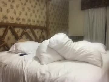couple
        kinkycampers cam image #343204