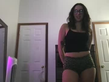 girl
        heyyitskhloe cam image #4445201