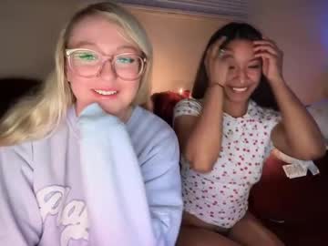 girl
        vanillapuddingpie cam image #6672875