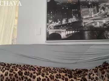girl
        frenchava cam image #6210174