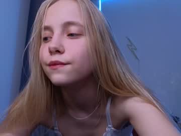 girl
        appr0ved cam image #844150