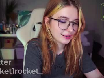girl
        pocketrocket_ cam image #2928953