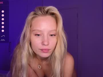 girl
        callme_star cam image #3315860