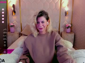 girl
        millie_milf cam image #612933