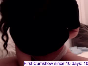 girl
        german_honey cam image #2590557